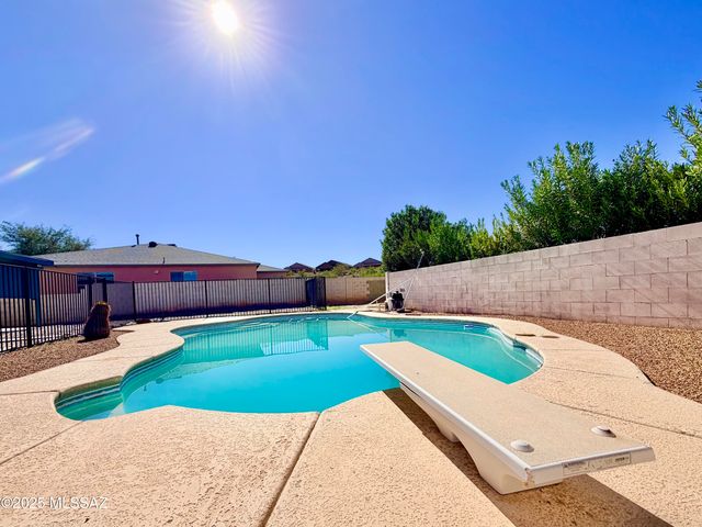 8981 E Mayberry Drive, Tucson, AZ 85730