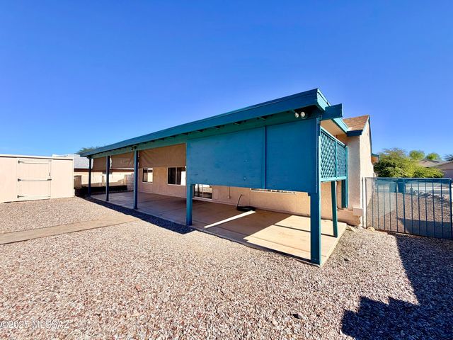 8981 E Mayberry Drive, Tucson, AZ 85730