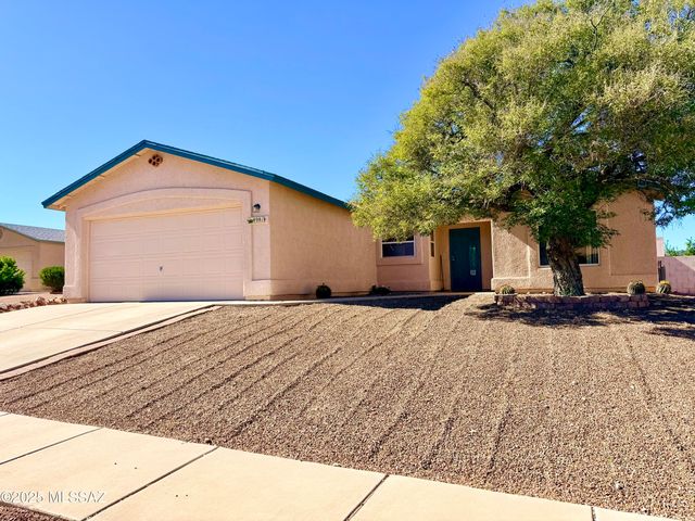8981 E Mayberry Drive, Tucson, AZ 85730