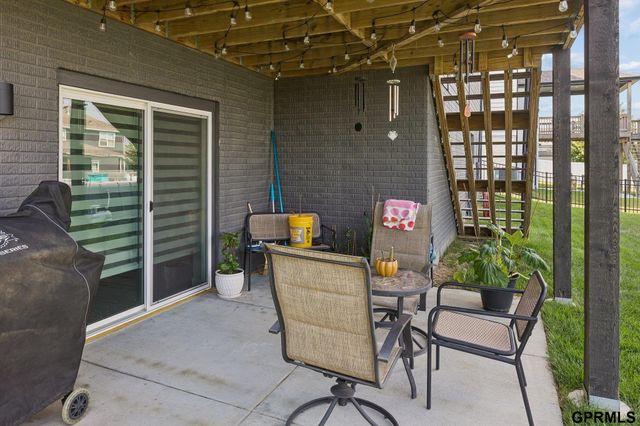5113 N 209th Avenue, Elkhorn, NE 68022