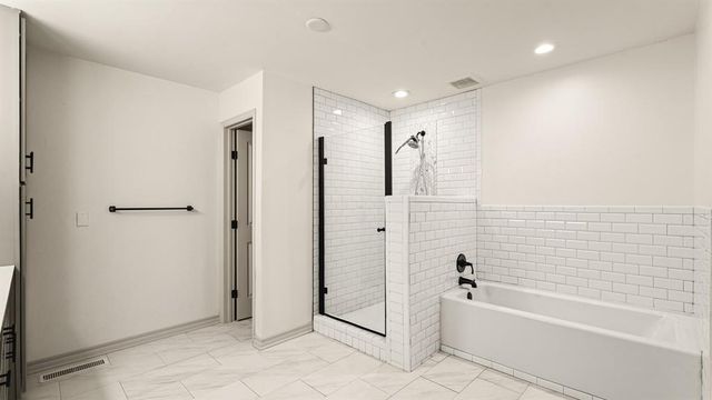 4200 N Harvey Parkway, Oklahoma City, OK 73118