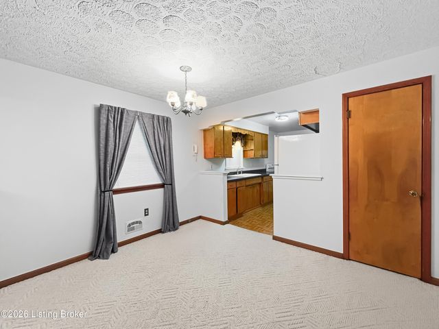 4113 Burrell Dr, Louisville, KY 40216