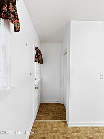 4113 Burrell Dr, Louisville, KY 40216
