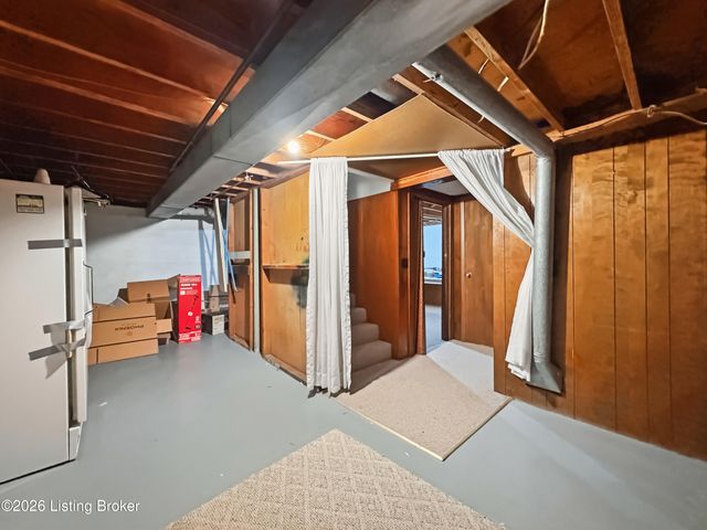 4113 Burrell Dr, Louisville, KY 40216