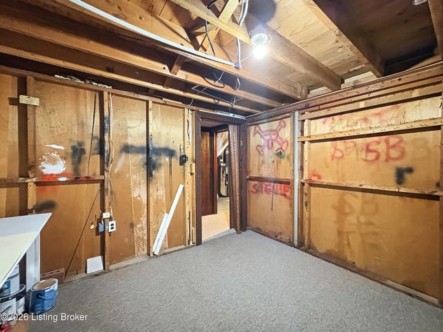 4113 Burrell Dr, Louisville, KY 40216