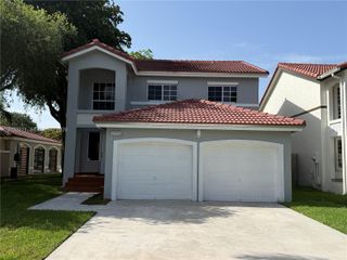 13887 SW 103rd Ln, Miami, FL 33186