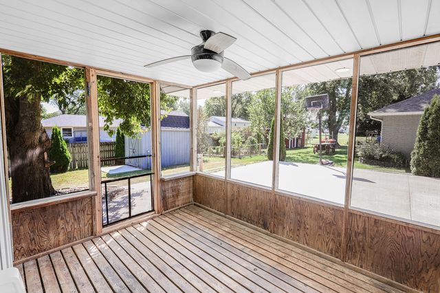 116 E 14th Street, Pella, IA 50219