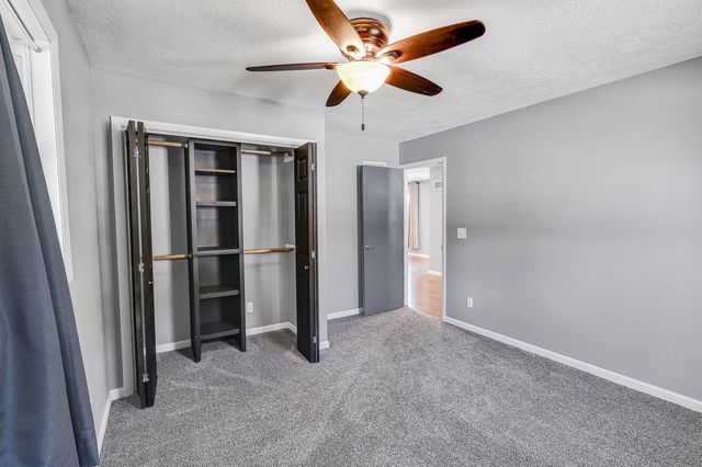 116 E 14th Street, Pella, IA 50219