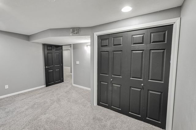 116 E 14th Street, Pella, IA 50219