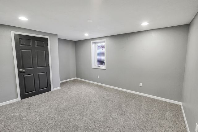 116 E 14th Street, Pella, IA 50219