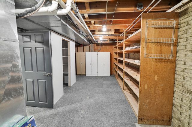 116 E 14th Street, Pella, IA 50219