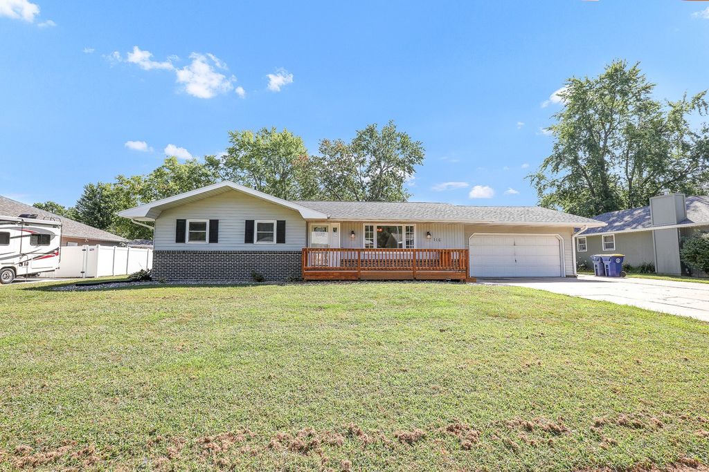 116 E 14th Street, Pella, IA 50219