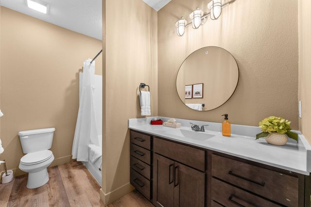 161 Branson Cove Boulevard 59, Hollister, MO 65672