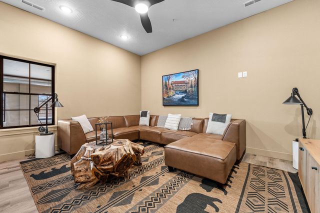 161 Branson Cove Boulevard 59, Hollister, MO 65672