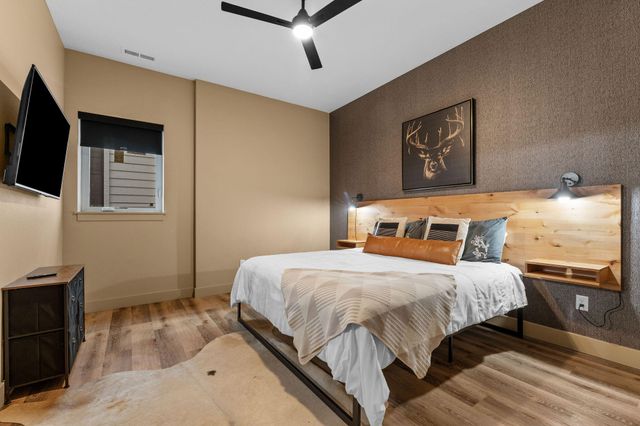 161 Branson Cove Boulevard 59, Hollister, MO 65672