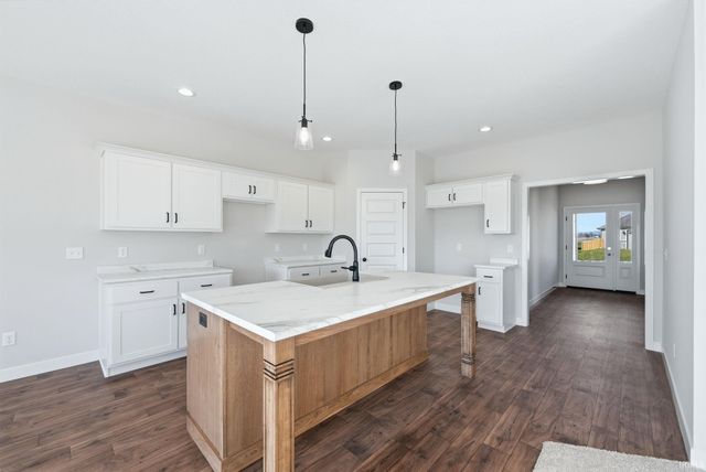 988 Arthur Heights Drive, Fort Wayne, IN 46818