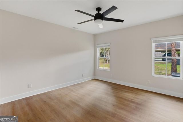 406 S Ash Street, Springfield, GA 31329