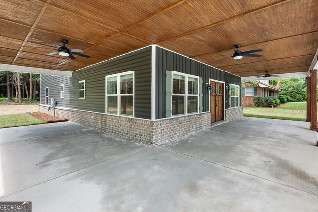 406 S Ash Street, Springfield, GA 31329