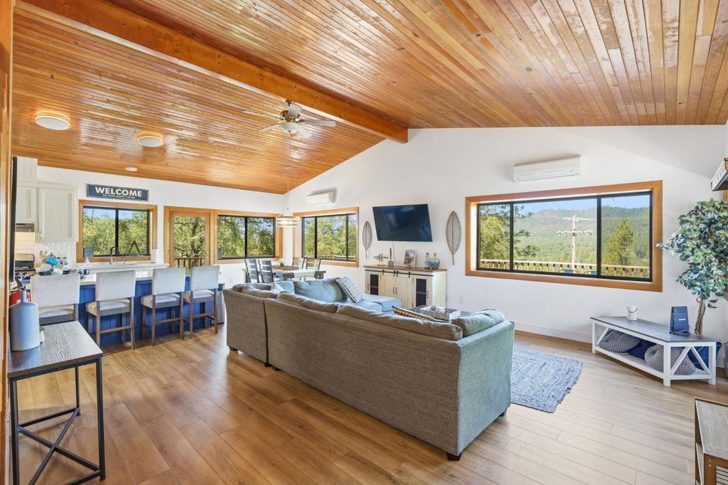 Image 21 of property listing at 56406 Marina View Way, Bass Lake, CA 93604
