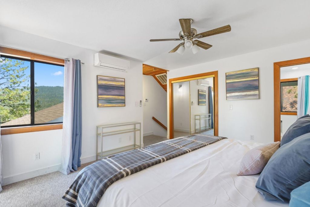 Image 24 of property listing at 56406 Marina View Way, Bass Lake, CA 93604