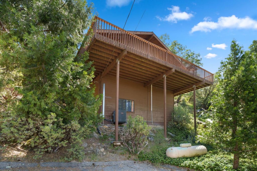 Image 3 of property listing at 56406 Marina View Way, Bass Lake, CA 93604
