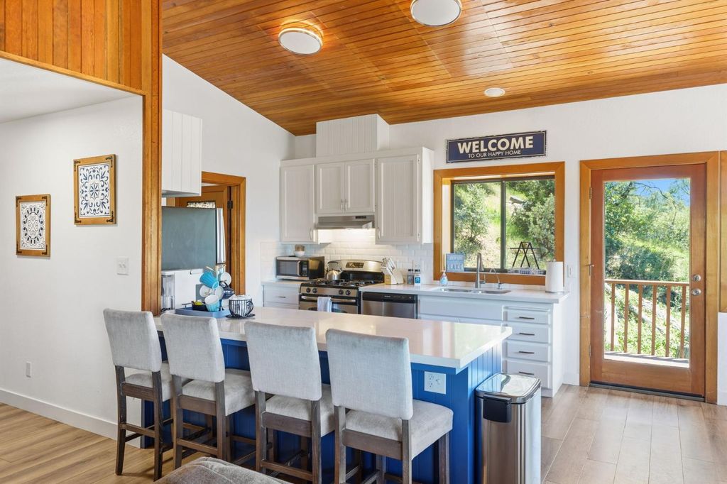 Image 35 of property listing at 56406 Marina View Way, Bass Lake, CA 93604
