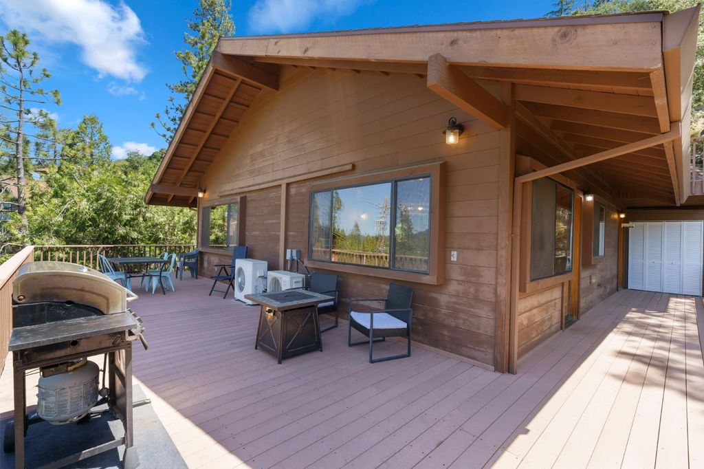 Image 40 of property listing at 56406 Marina View Way, Bass Lake, CA 93604