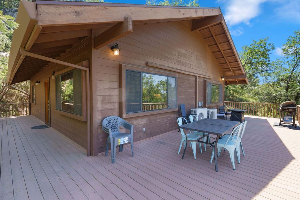 Image 41 of property listing at 56406 Marina View Way, Bass Lake, CA 93604