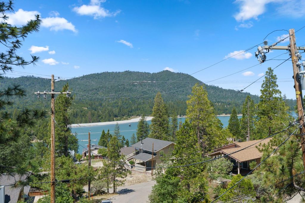 Image 53 of property listing at 56406 Marina View Way, Bass Lake, CA 93604
