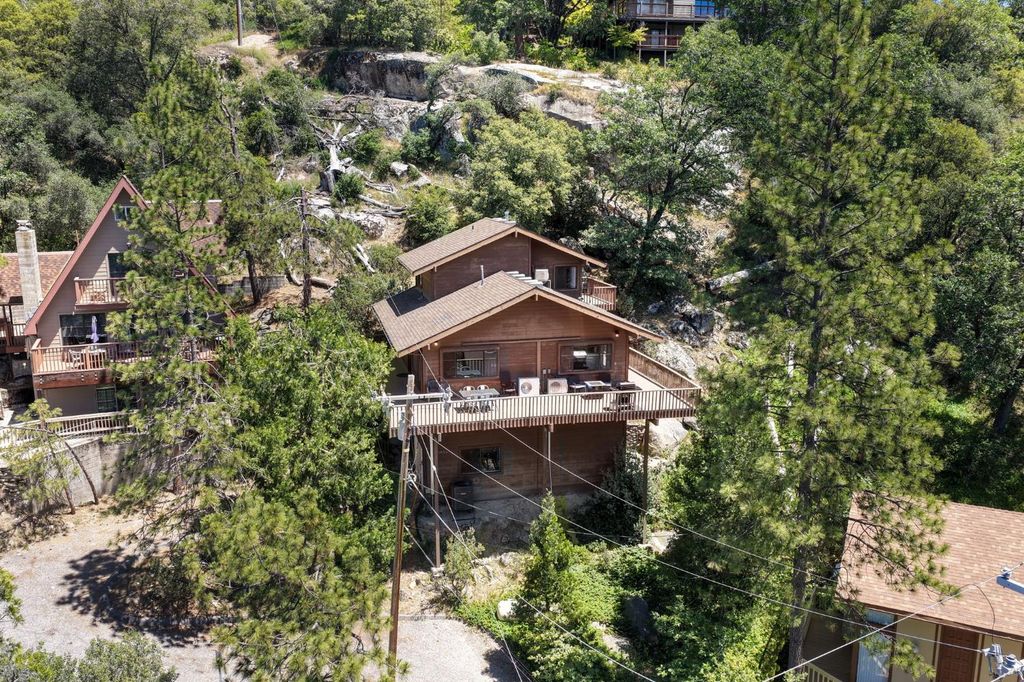 Image 54 of property listing at 56406 Marina View Way, Bass Lake, CA 93604