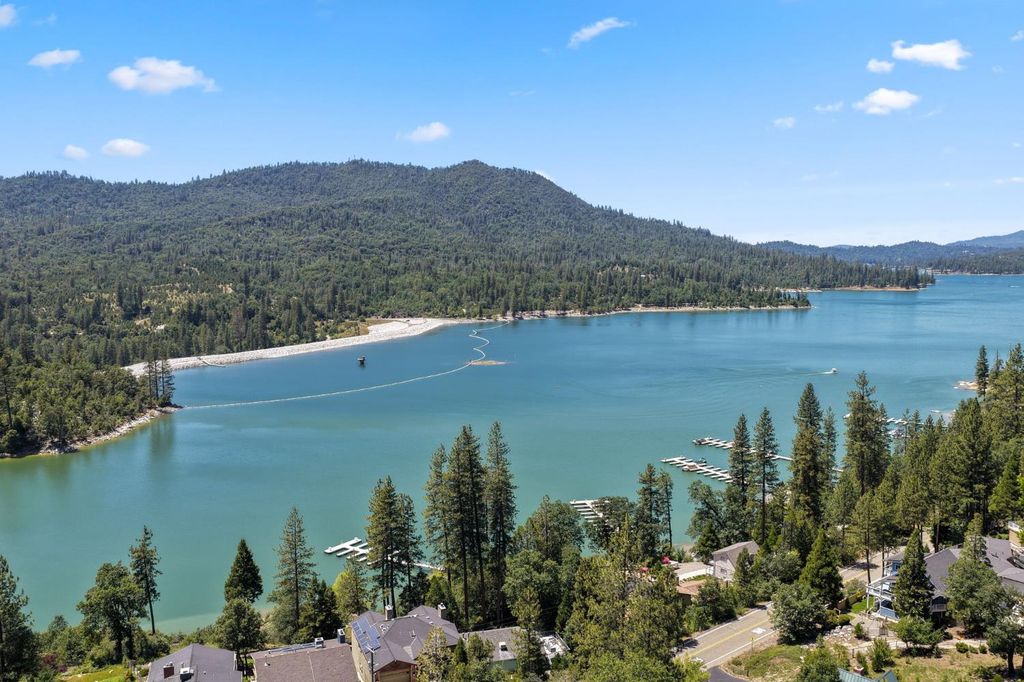 Image 55 of property listing at 56406 Marina View Way, Bass Lake, CA 93604