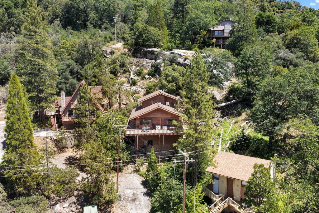 Image 58 of property listing at 56406 Marina View Way, Bass Lake, CA 93604