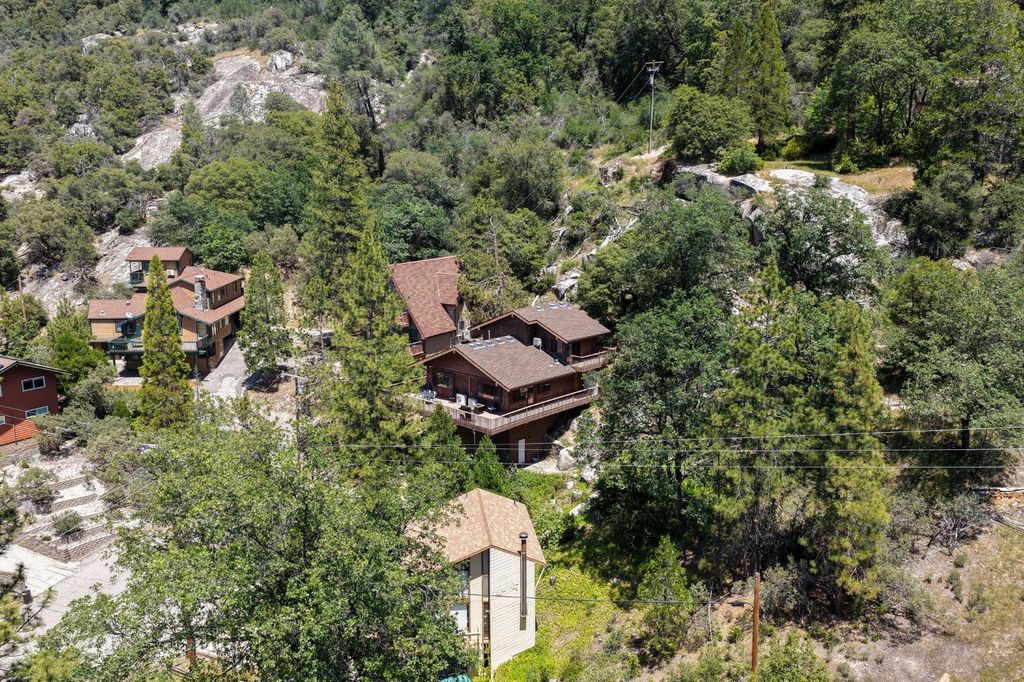 Image 59 of property listing at 56406 Marina View Way, Bass Lake, CA 93604