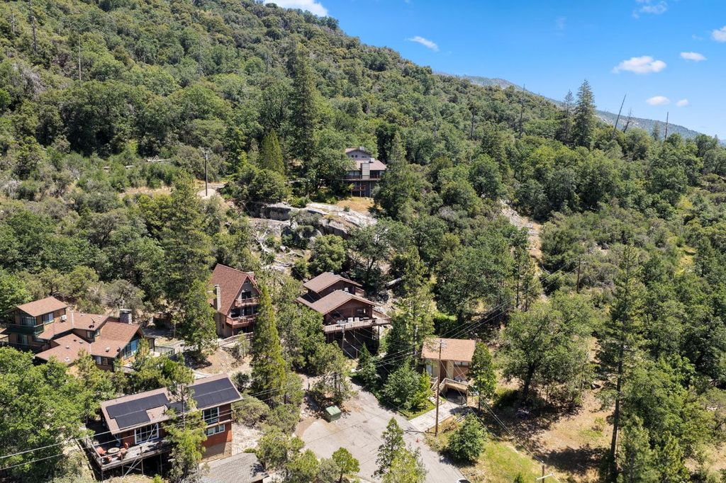 Image 63 of property listing at 56406 Marina View Way, Bass Lake, CA 93604