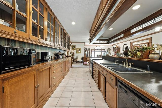 13 Pcr 351, Perryville, MO 63775