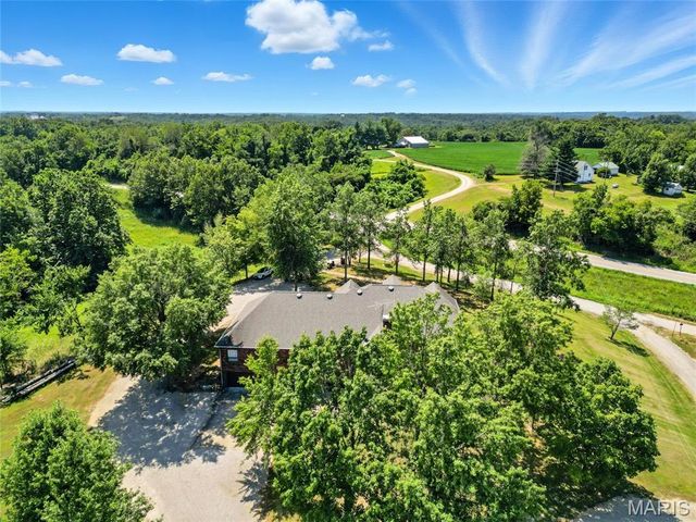 13 Pcr 351, Perryville, MO 63775