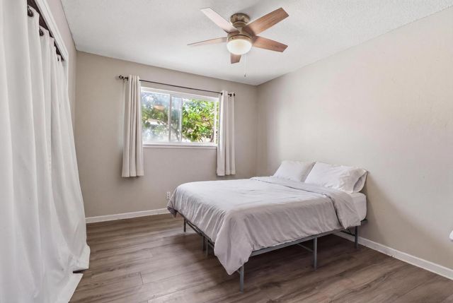 4867 E Leisure Avenue, Fresno, CA 93727