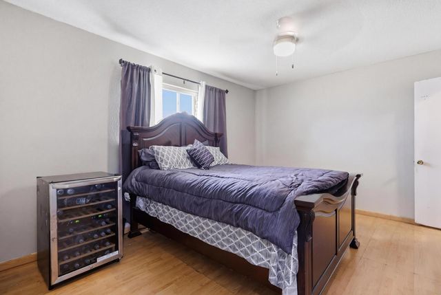 4867 E Leisure Avenue, Fresno, CA 93727