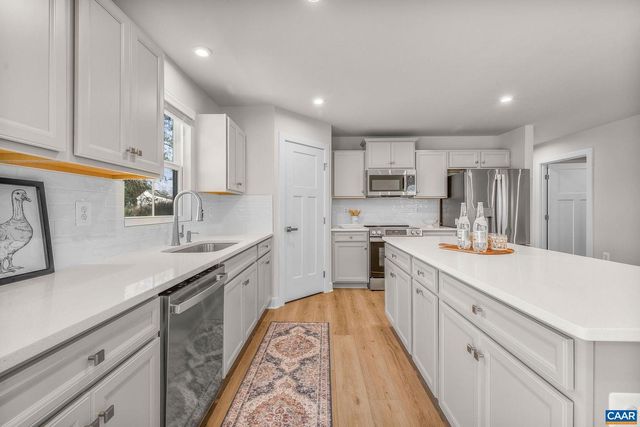 108 WHITE SANDS BLVD, Barboursville, VA 22923