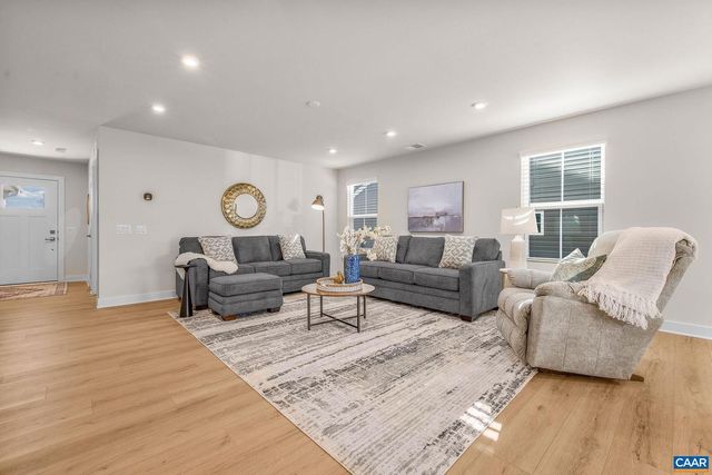 108 WHITE SANDS BLVD, Barboursville, VA 22923