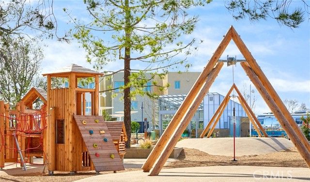 624 Cultivate, Irvine, CA 92618