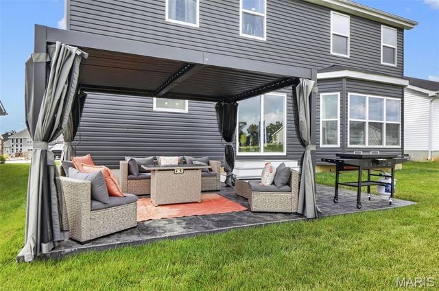 403 Yellow Rose Court, Wentzville, MO 63385
