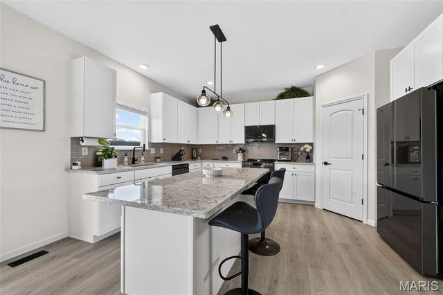 403 Yellow Rose Court, Wentzville, MO 63385