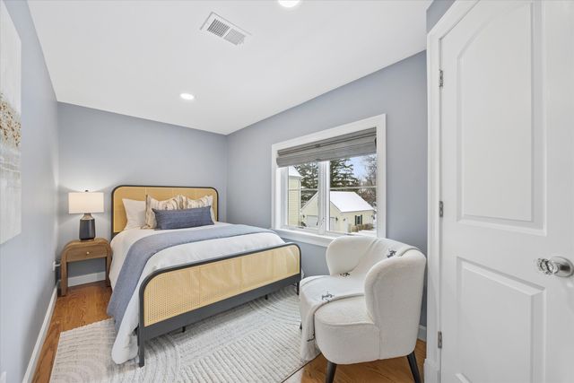 4622 Gilbert Avenue, Western Springs, IL 60558