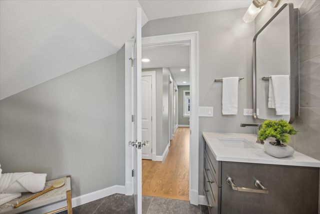 4622 Gilbert Avenue, Western Springs, IL 60558