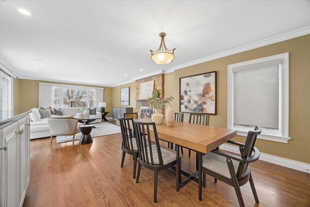 4622 Gilbert Avenue, Western Springs, IL 60558