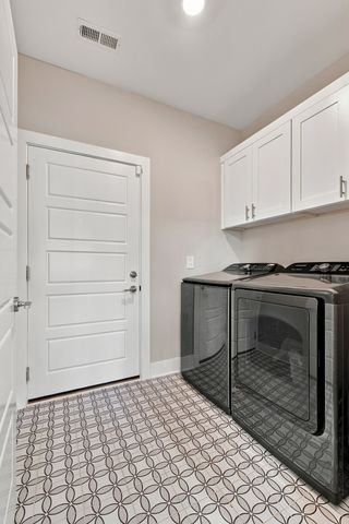 221 Downeymeade Dr, Nashville, TN 37214