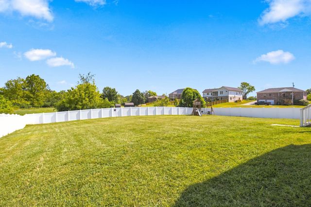 221 Downeymeade Dr, Nashville, TN 37214