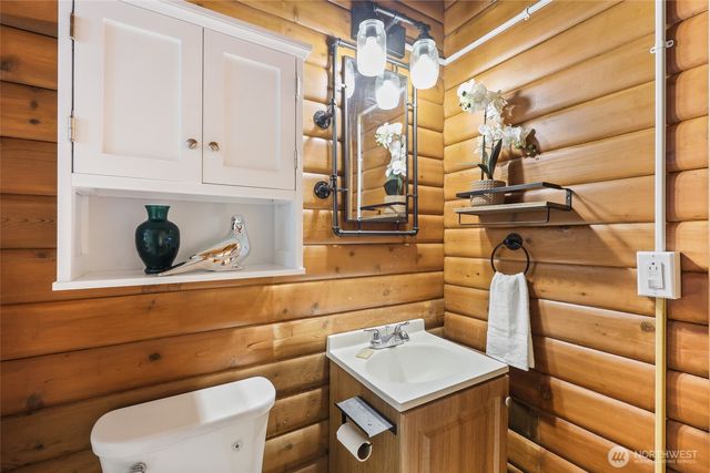 2806 Bona Vista Drive SW, Olympia, WA 98512