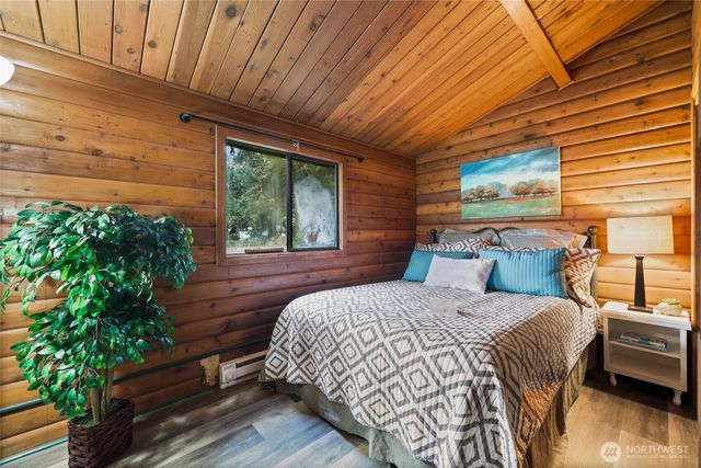 2806 Bona Vista Drive SW, Olympia, WA 98512